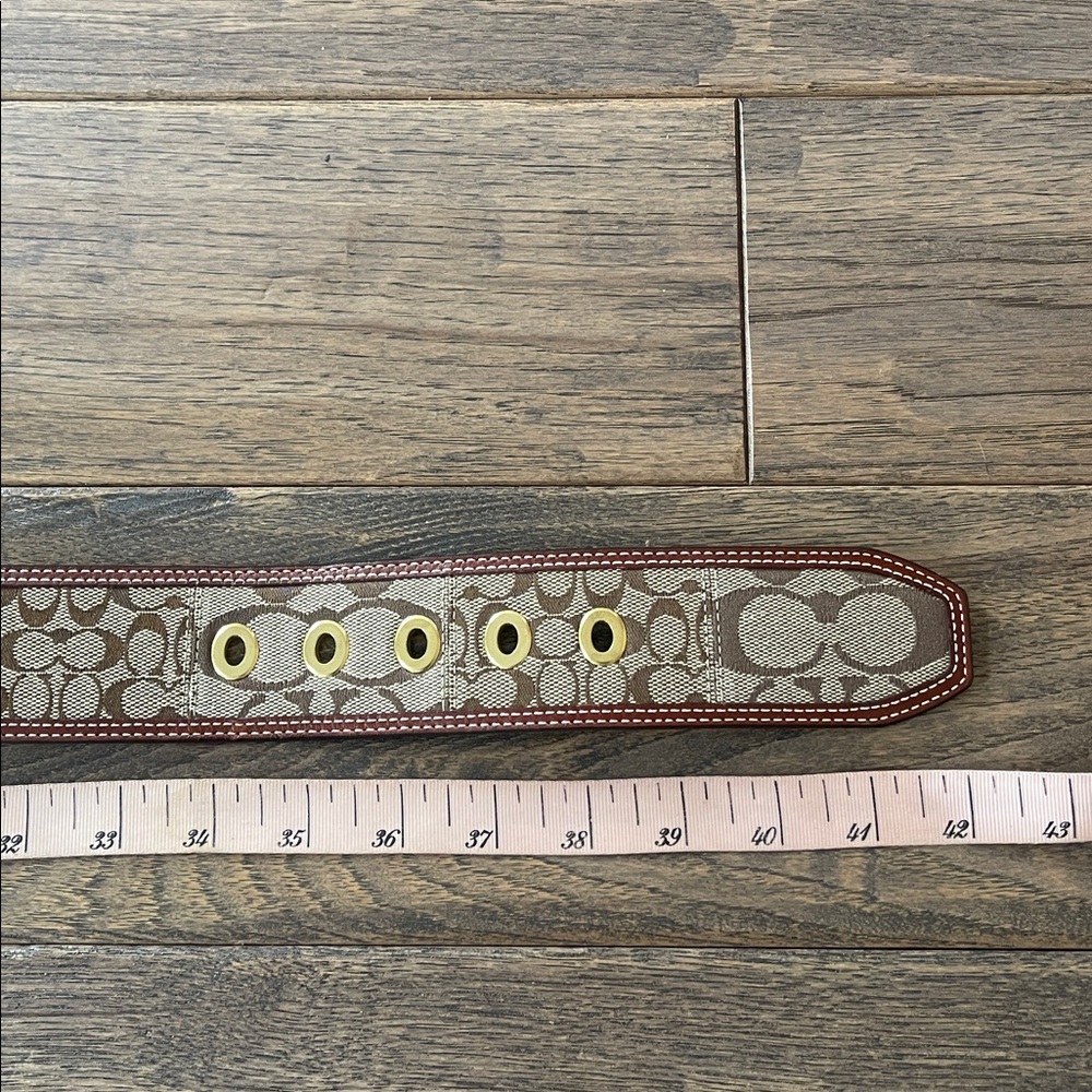 Coach Brown and Tan Belt with Gold Hardware - Picture 10 of 11